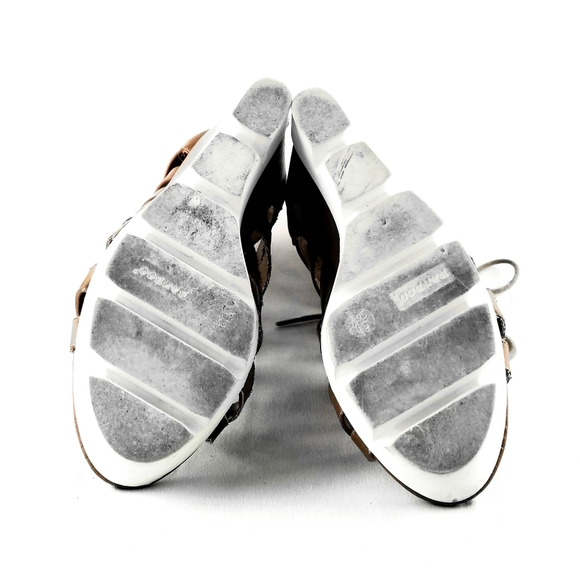 Strappy Athletic Sandals - Picture 3 of 3